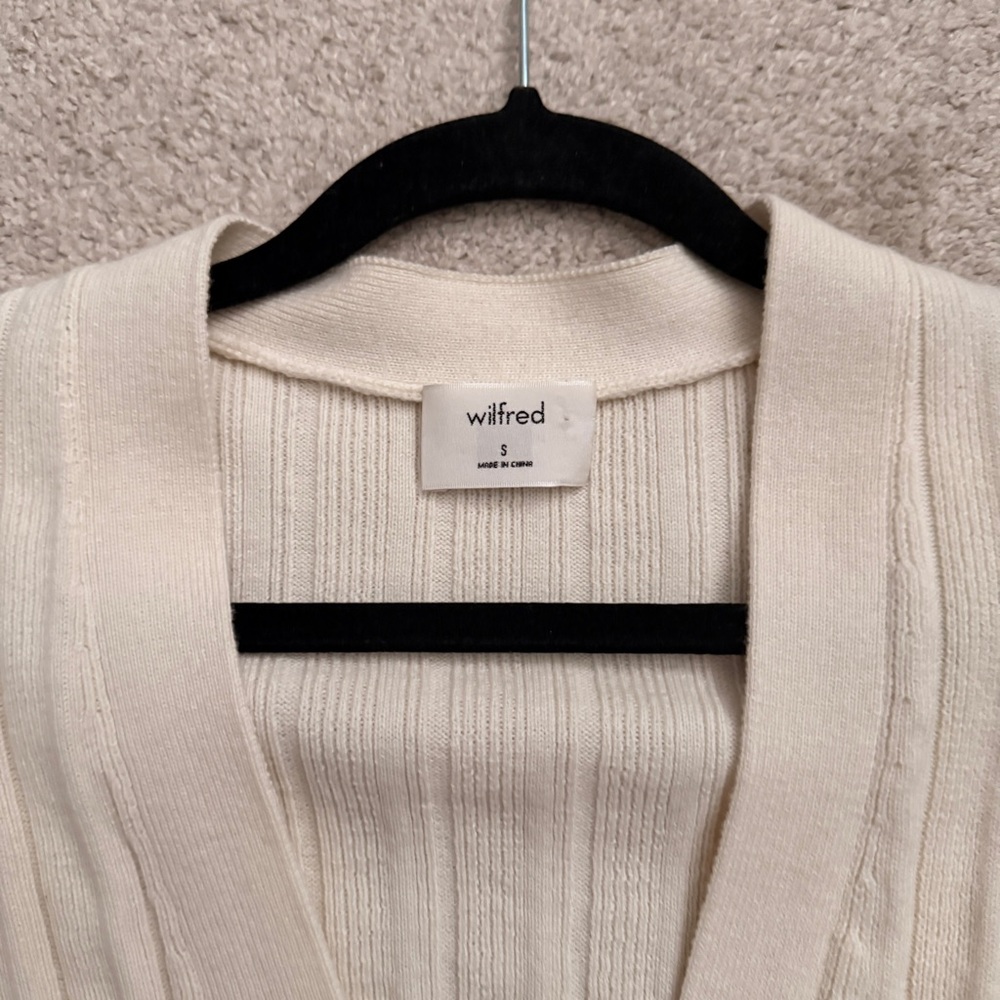 Wilfred Off-White Ribbed V-Neck Button-Front Cardigan - Picture 2 of 3